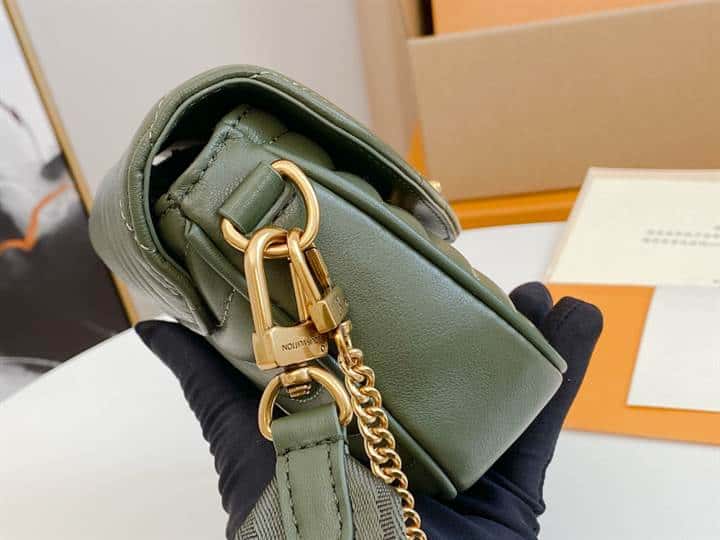 Louis Vuitton New Wave Multi-Pochette - LHB469 - 9