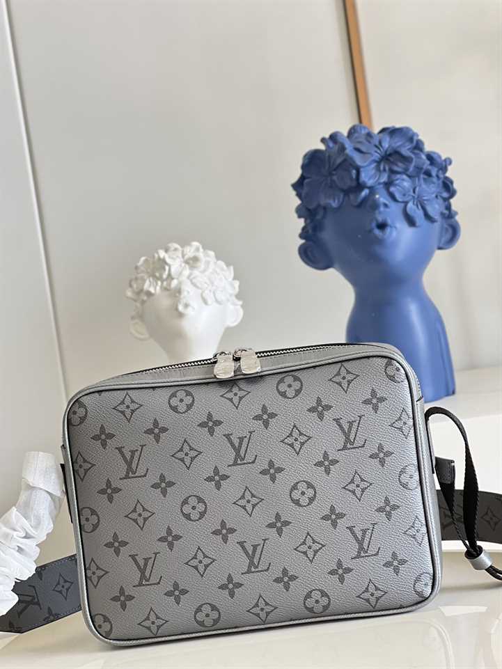 LOUIS VUITTON OUTDOOR MONOGRAM BAG - LMB327 - 7