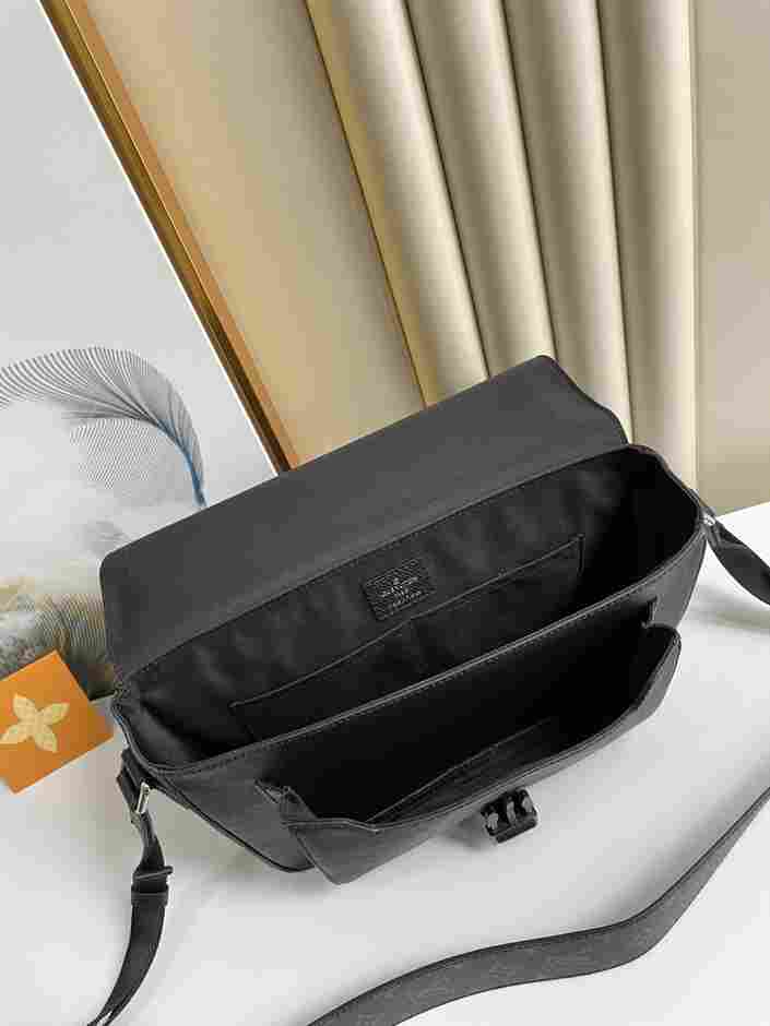 Louis Vuitton Messengerama Bag - LMB323 - 8