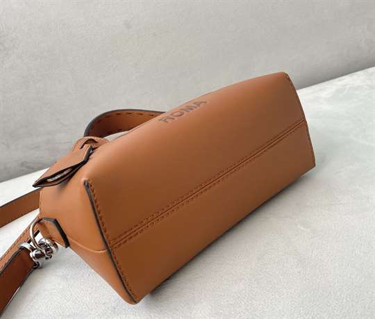 FD Medium 8286 By The Way Handle Bag - FPD85 - 8