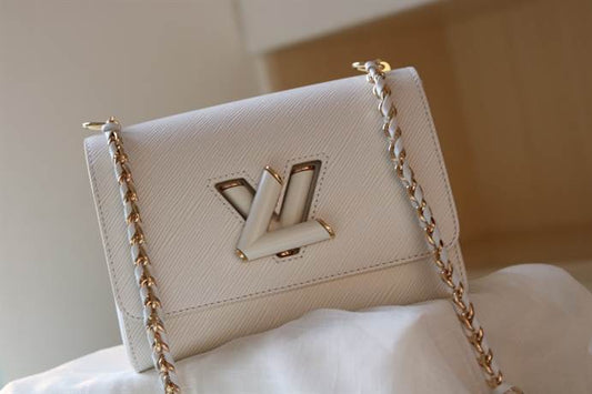 Louis Vuitton Twist PM - LHB567 - 1