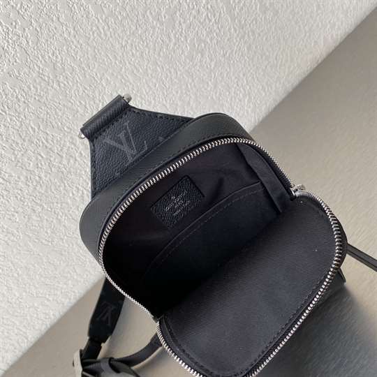 Louis Vuitton Outdoor Slingbag - LMB172 - 9