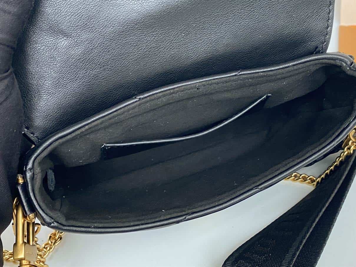 Louis Vuitton New Wave Multi-Pochette - LHB470 - 9