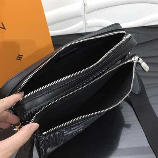 Louis Vuitton Outdoor Bumbag - LMB304 - 8