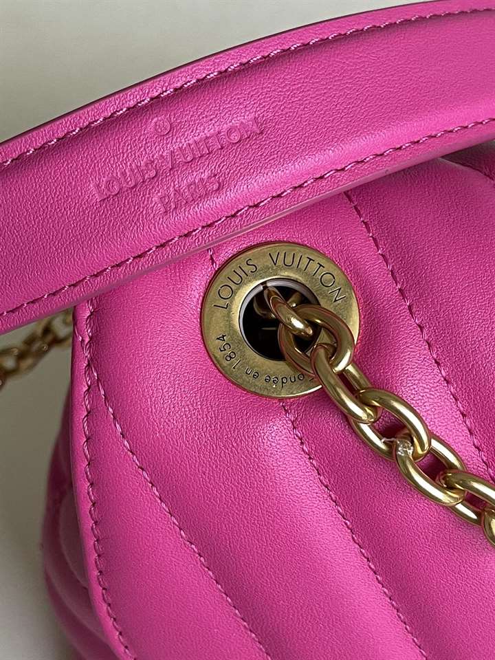 Louis Vuitton Wave Chain Bag - LHB354 - 7
