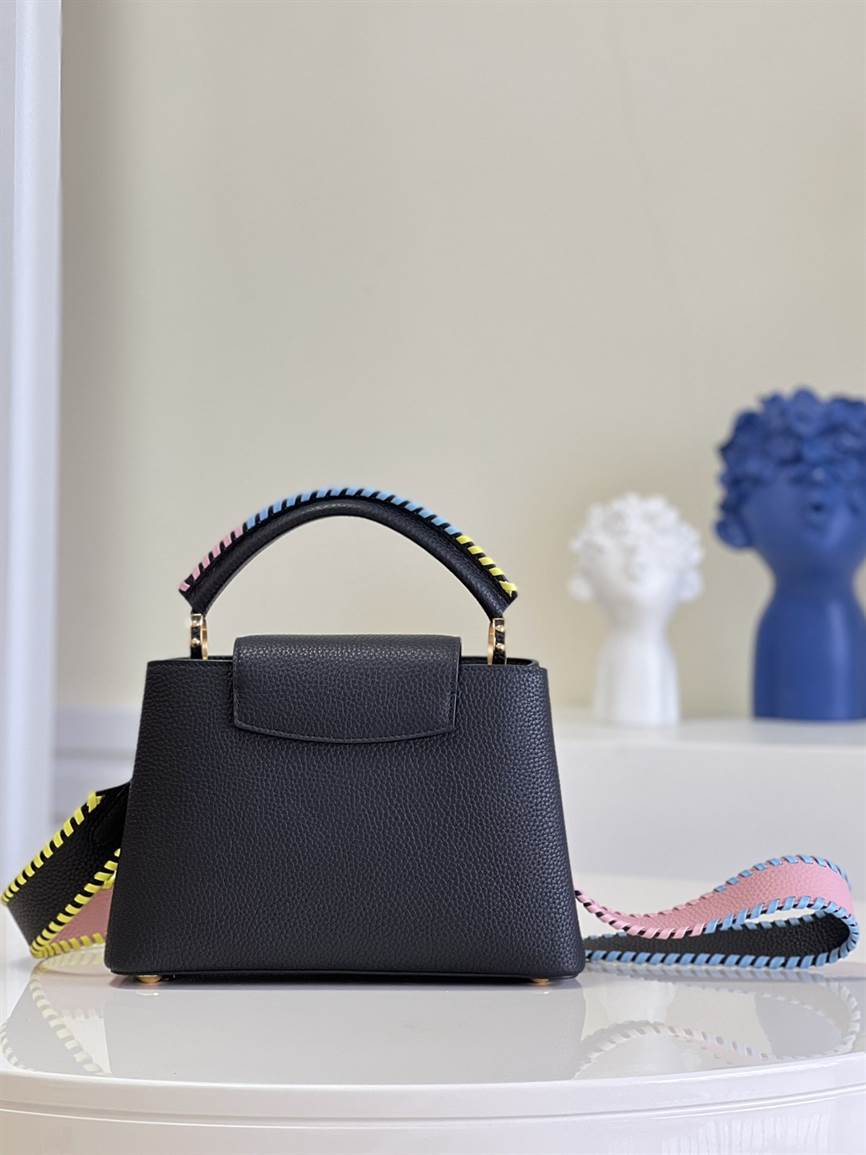 Louis Vuitton Capucines MM Bag - LHB515 - 3