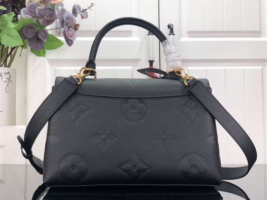 Louis Vuitton Madeleine MM handbag - LHB663 - 2