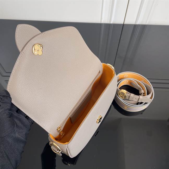 Louis Vuitton Lv Pont 9 Soft Pm - LHB466 - 10