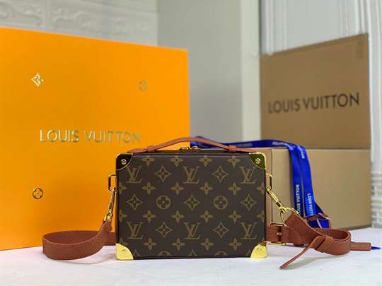 Louis Vuitton Logo Messenger And Shoulder Bag - LMB247 - 3
