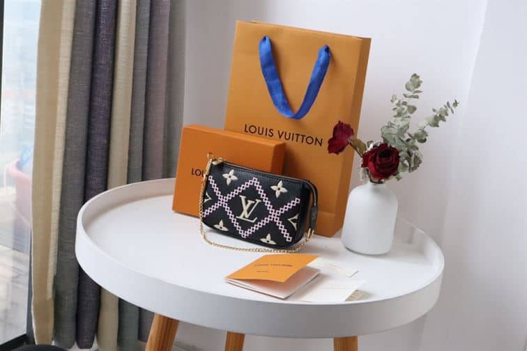 LOUIS VUITTON MONOGRAM EMPREINTE BRODERIES BAG - LHB621 - 4