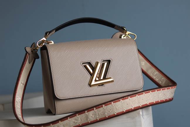 Louis Vuitton Twist PM - LHB583 - 2