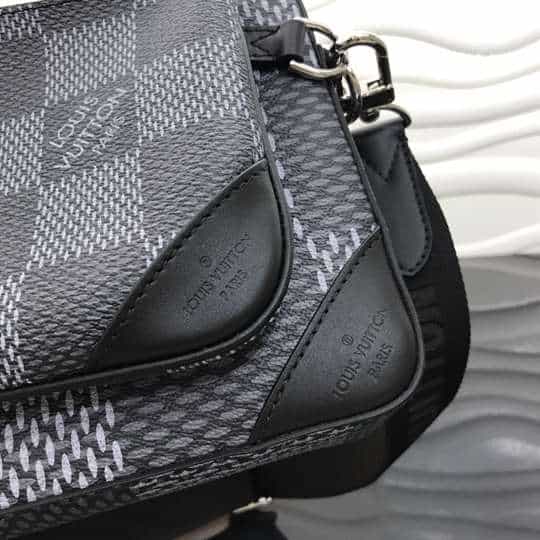 Louis Vuitton Outdoor Bumbag - LMB304 - 10