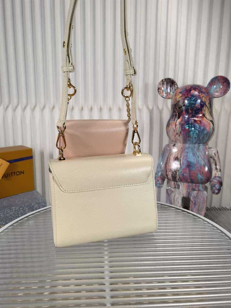 Louis Vuitton Twist PM handbag - LHB650 - 2