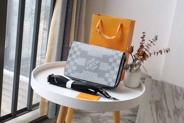 LOUIS VUITTON DAMIER INFINI CLUTCH - LMB336 - 2