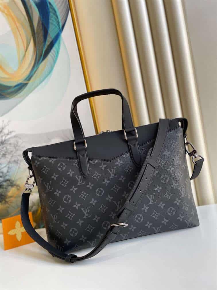 Louis Vuitton Briefcase Explorer - LDB183 - 2