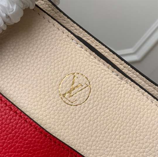 Louis Vuitton On My Side Mm - LTB161 - 9