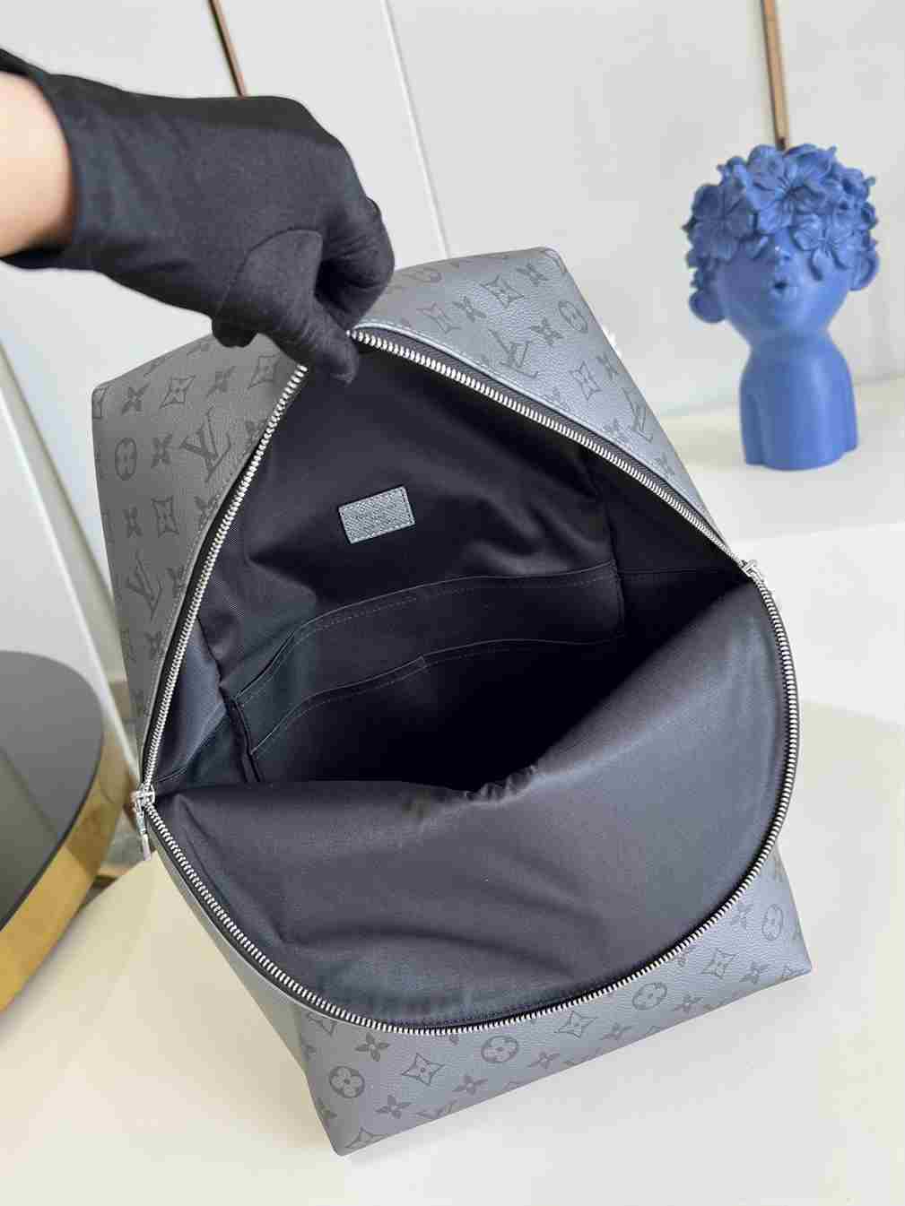 LOUIS VUITTON DISCOVERY TAIGARAMA BAG - LBP435 - 8