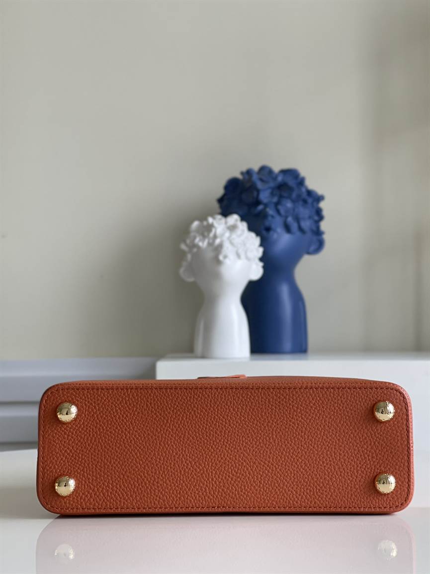 Louis Vuitton Capucines BB - LHB557 - 9