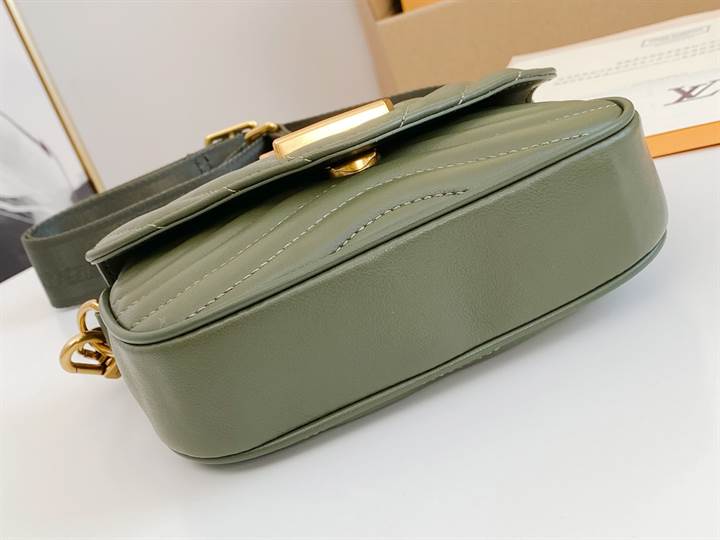 Louis Vuitton New Wave Multi-Pochette - LHB469 - 10