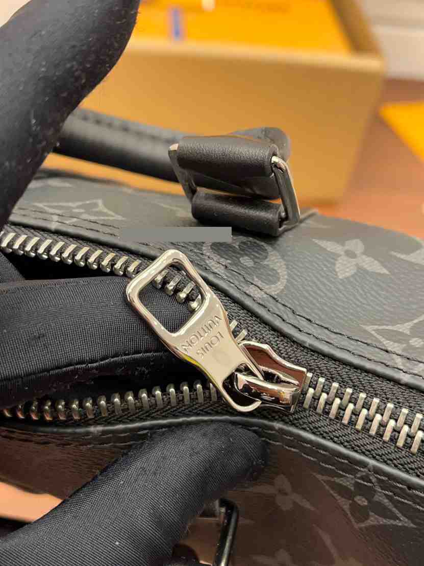 LOUIS VUITTON SHOULDER BAG - LMB330 - 9