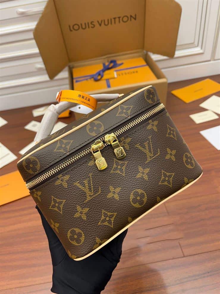 Louis Vuitton Square Bag - LHB437 - 2