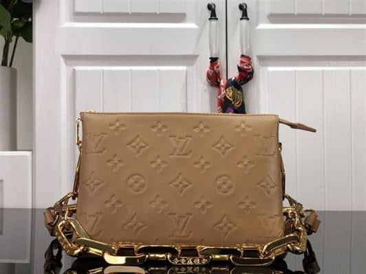 Louis Vuitton Coussin BB - LHB439 - 2