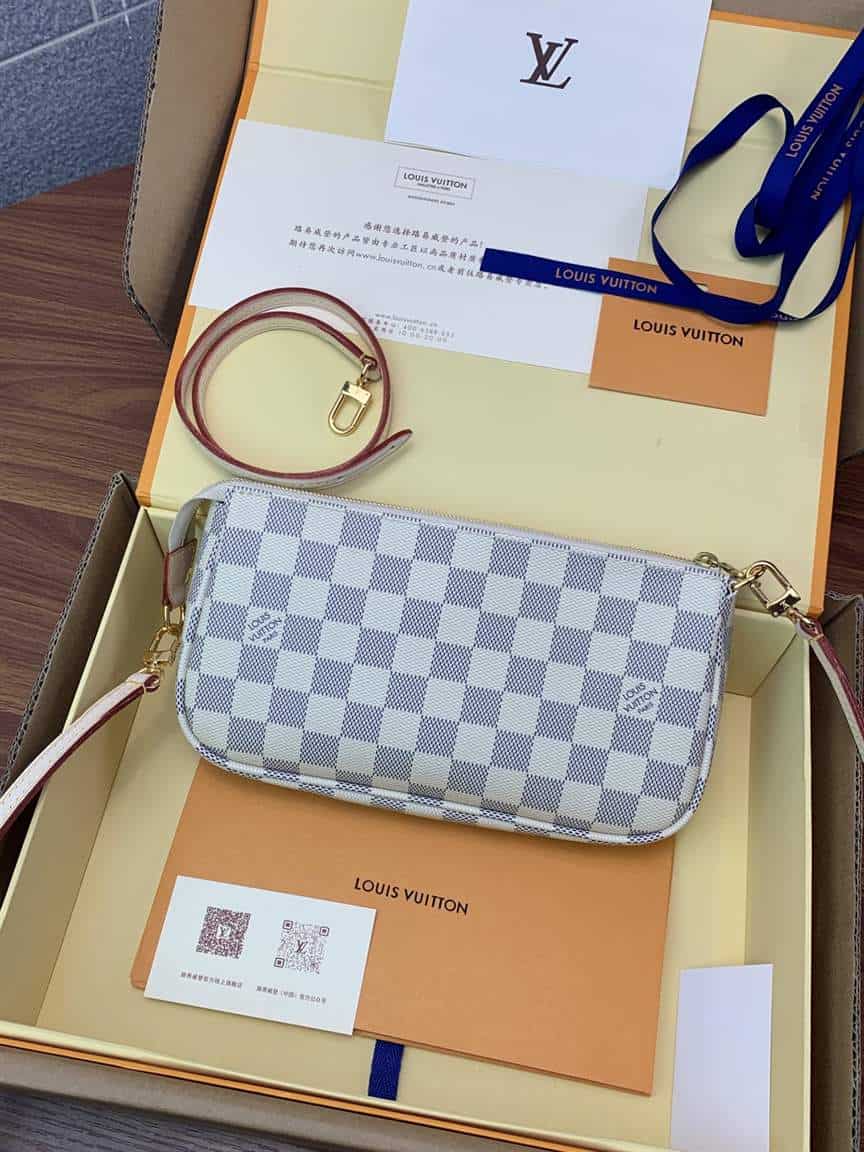 LOUIS VUITTON CROSSBODY BAG - LHB631 - 1