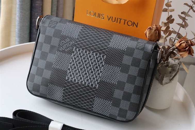LOUIS VUITTON DAMIER INFINI CLUTCH - LMB337 - 8