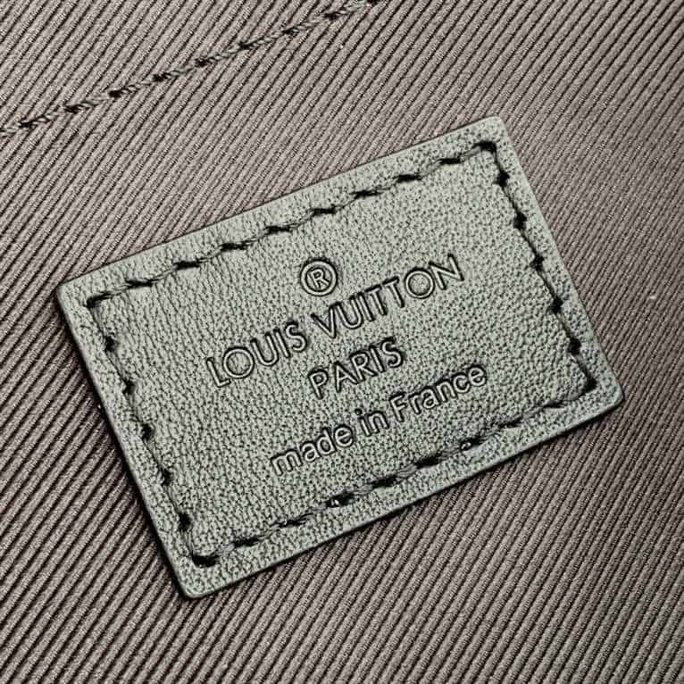 Louis Vuitton S Lock Messenger Bag - LMB325 - 16