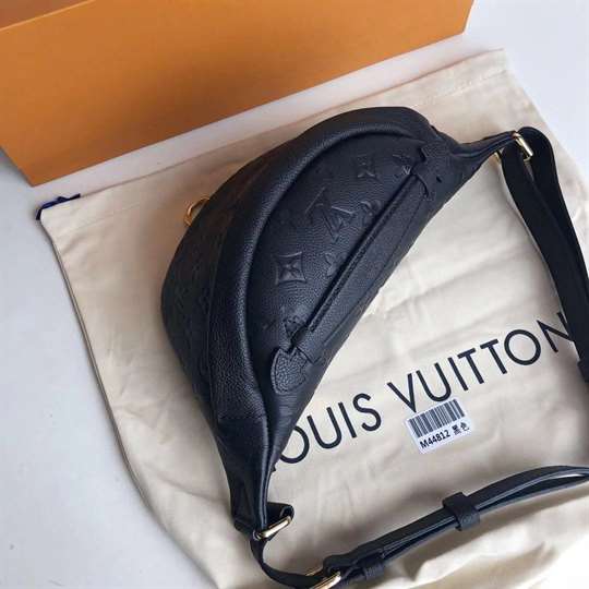 Louis Vuitton Discovery Bumbag - LBB310 - 10