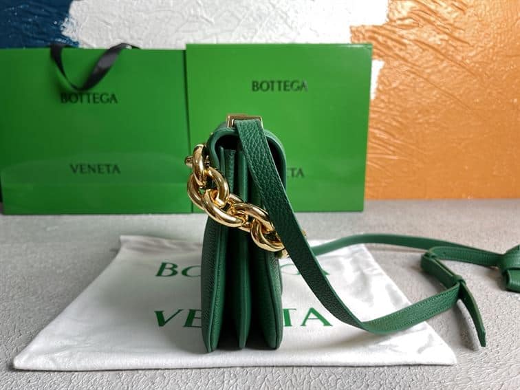 Bottega Veneta Wonmen's Mount in Jungle - PBV17 - 9