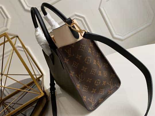 Louis Vuitton On My Side Mm - LTB162 - 8