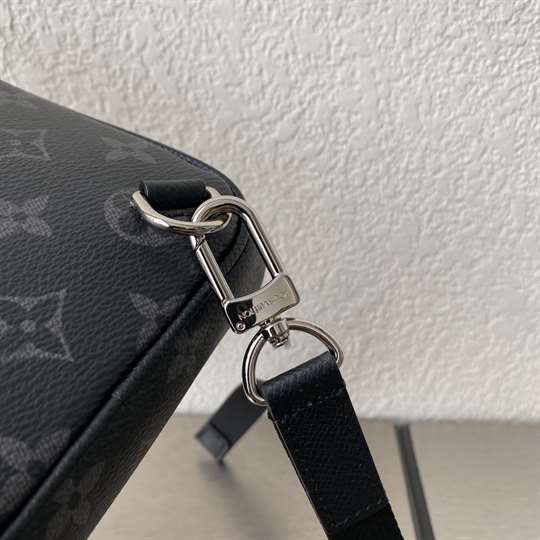 Louis Vuitton Outdoor Slingbag - LMB172 - 10