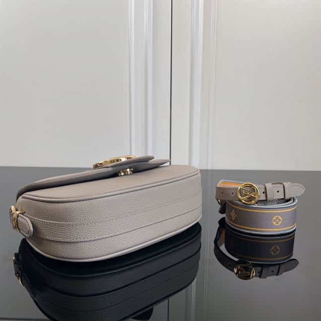 Louis Vuitton Lv Pont 9 Soft Pm - LHB466 - 3