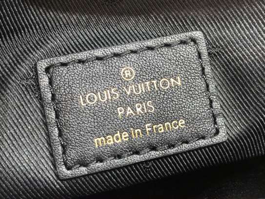 Louis Vuitton Over The Moon Bubblegram Leather - LHB656 - 9