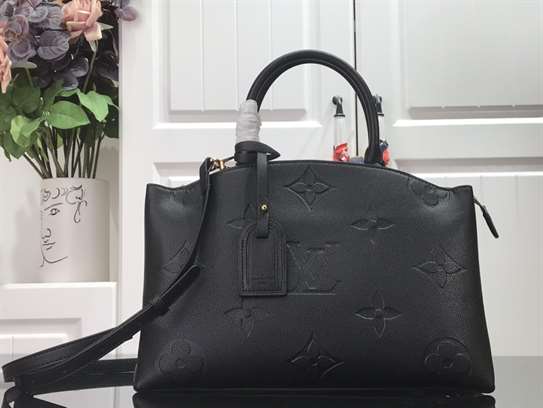 Louis Vuitton Grand Palais - LHB382 - 9