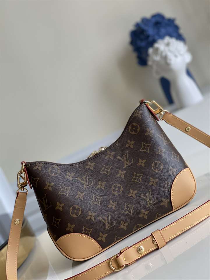 Louis Vuitton Boulogne - LHB210 - 3