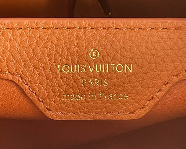 Louis Vuitton Capucines BB - LHB557 - 10
