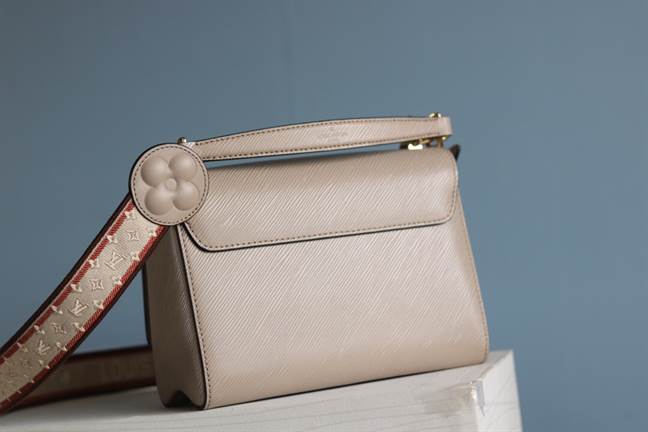 Louis Vuitton Twist PM - LHB583 - 3