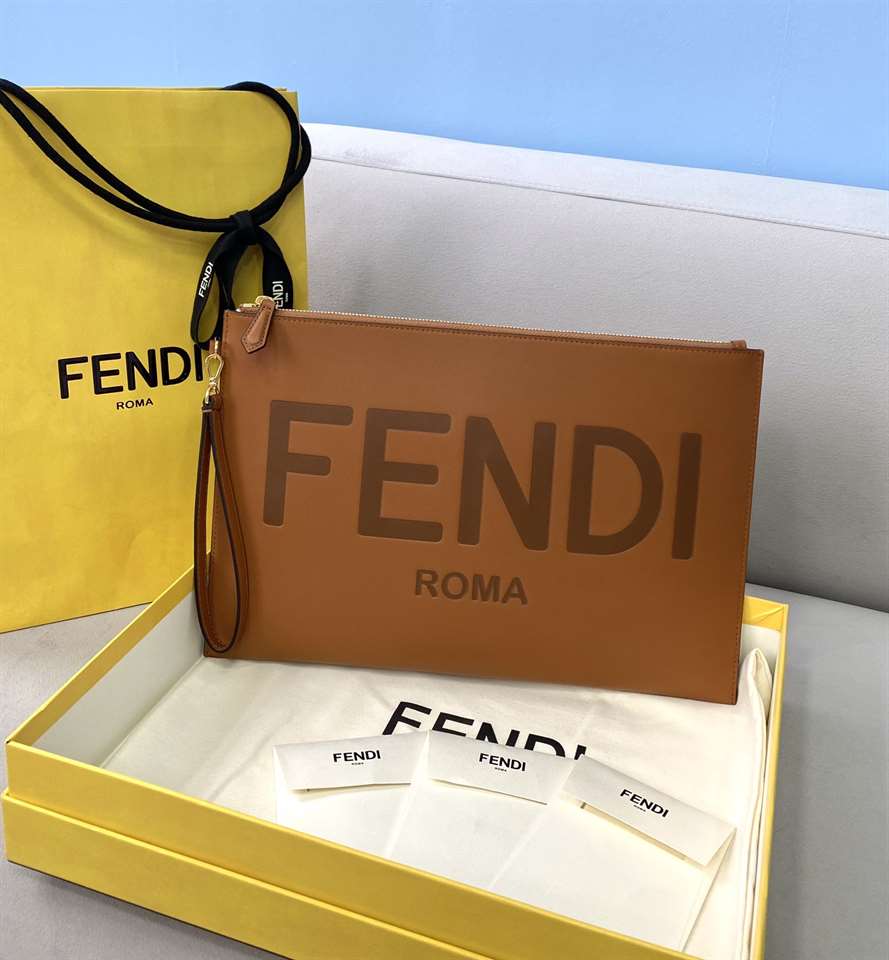 Fendi Clutch - FPD33 - 2