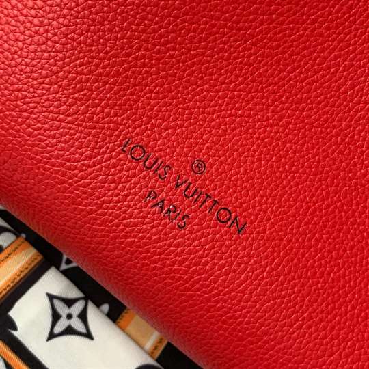Louis Vuitton On My Side Mm - LTB161 - 10