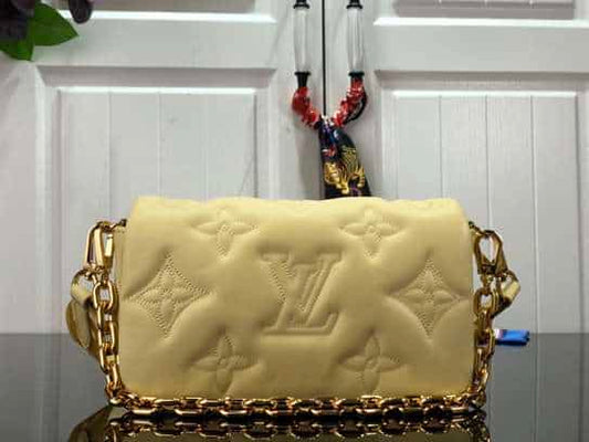 Wallet On Strap Bubblegram Leather - WPR133 - 1