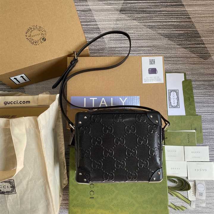 Gg Embossed Shoulder Bag In Black Leather GMB011 - 2
