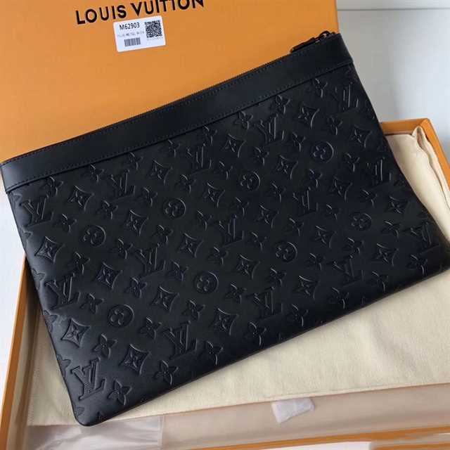 Louis Vuitton Discovery Pochette Monogram Shadow Leather LP51 - 4