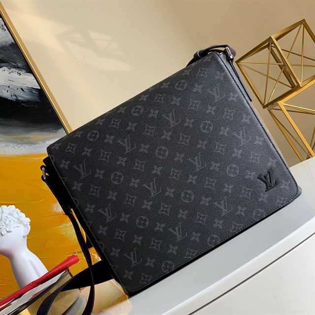 Louis Vuitton District Mm Monogram Eclipse Canvas LMB023 - 2