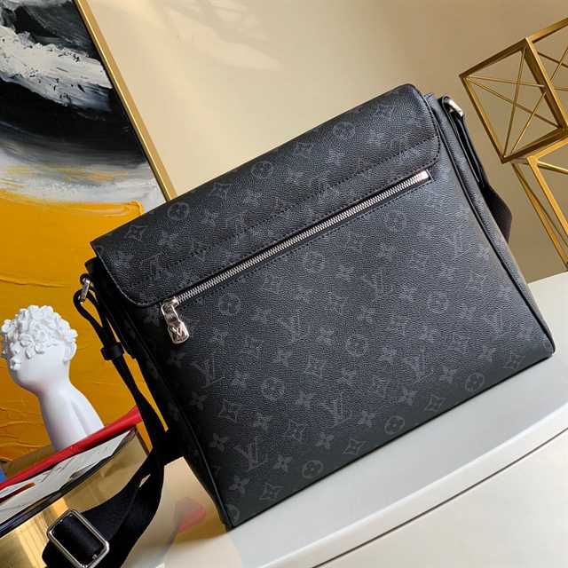 Louis Vuitton District Mm Monogram Eclipse Canvas LMB023 - 3