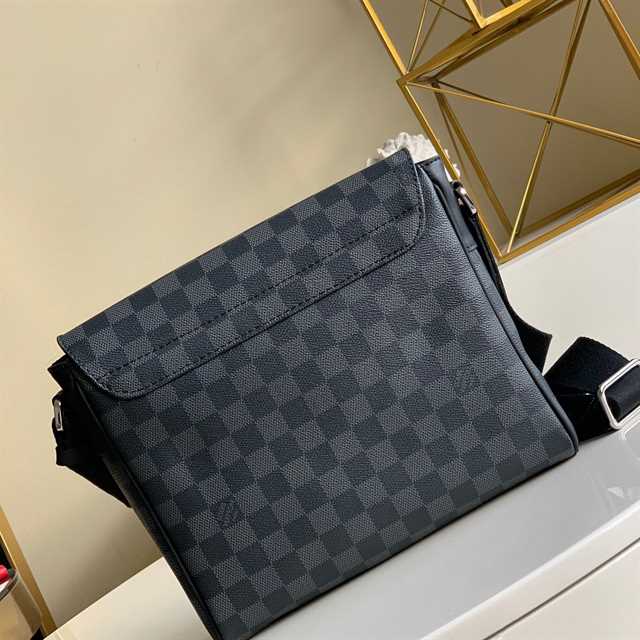 Louis Vuitton District Pm Damier Ebene Canvas LMB065 - 8