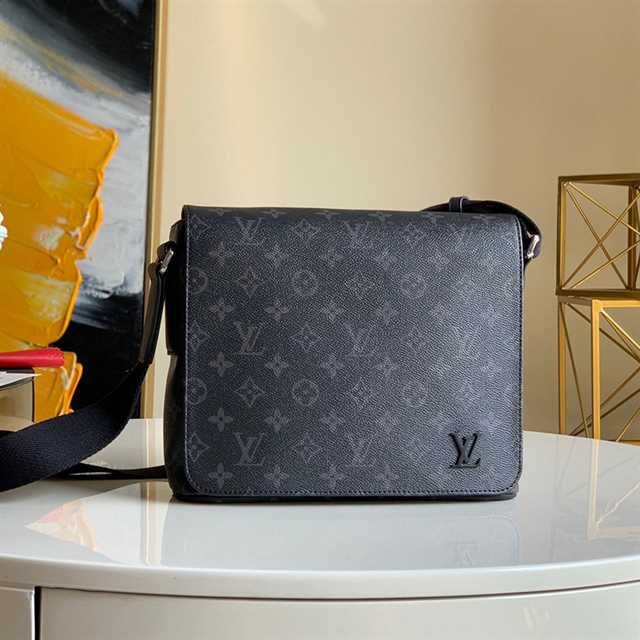 Louis Vuitton District Pm Monogram Eclipse Canvas LMB024 - 2