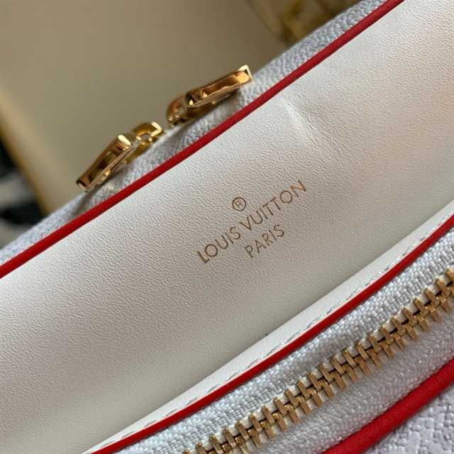 Louis Vuitton Trio Messenger Bag LMB033 - 4