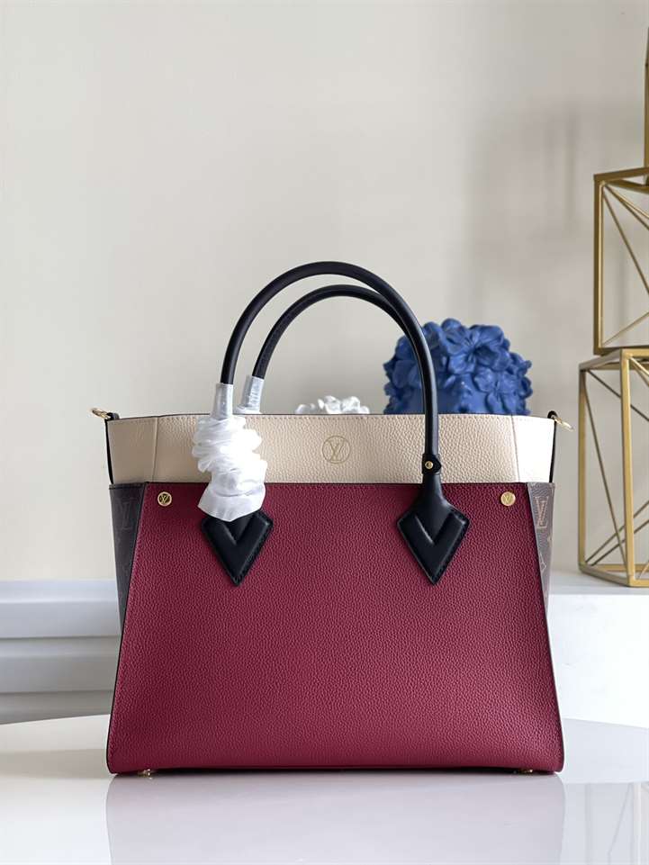Louis Vuitton On My Side - LTB058 - 4